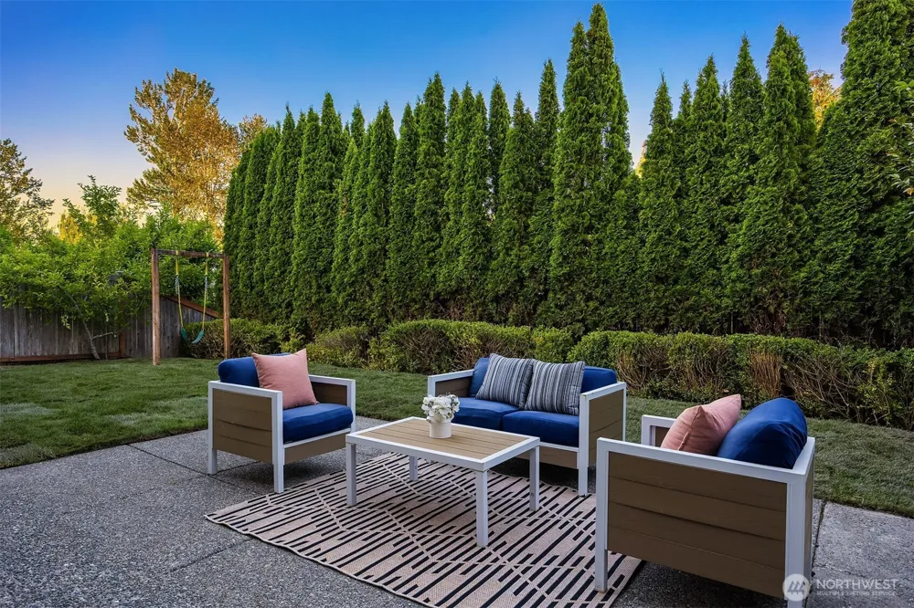 1226 269th Court SE Sammamish, WA 98075