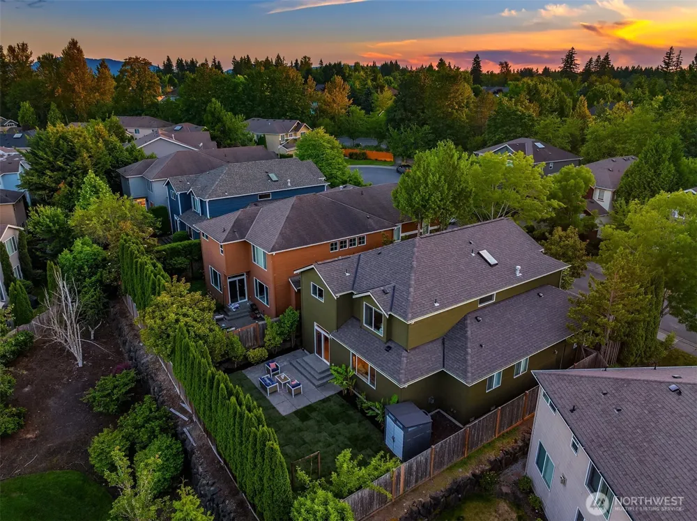 1226 269th Court SE Sammamish, WA 98075