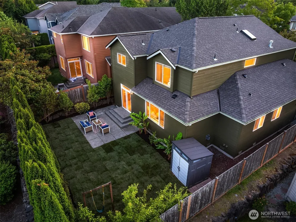 1226 269th Court SE Sammamish, WA 98075