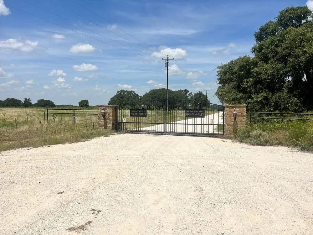 539 Pecan Valley Drive Energy, TX 76452