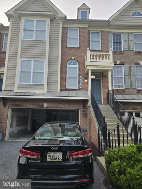 4121 CHARIOT WAY
