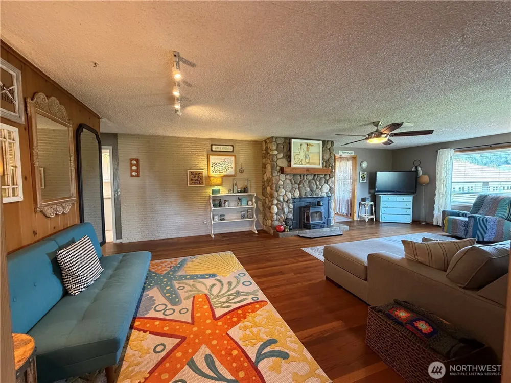 361 Second Avenue Forks, WA 98331