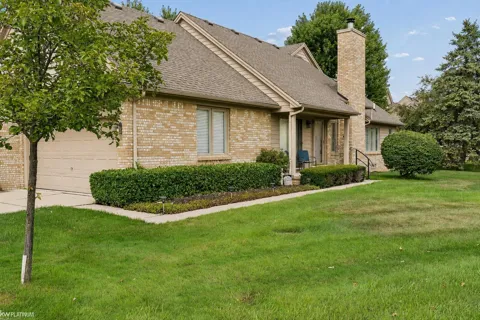 16725 Pearlcreek Court