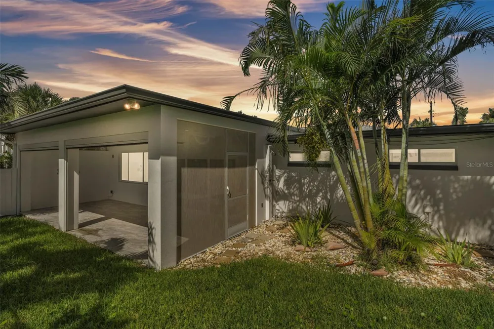 965 BRUCE AVENUE Clearwater Beach, FL 33767