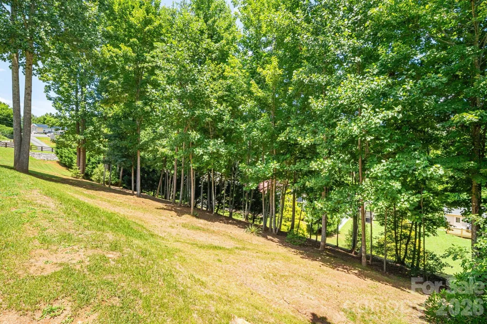 340 and 298 Apache Path Marion, NC 28752