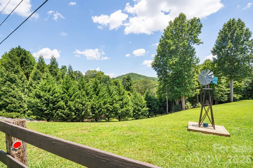 340 and 298 Apache Path Marion, NC 28752