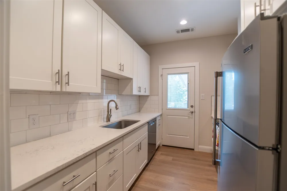 10660 Park Village Place #Unit C Dallas, TX 75230