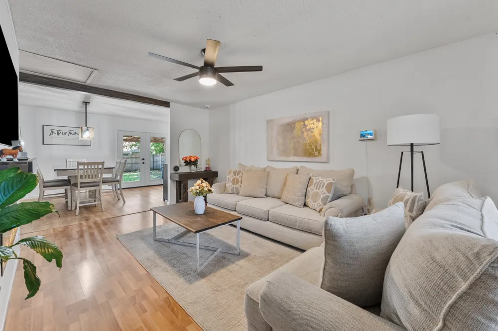 5732 Bonner Drive Haltom City, TX 76148