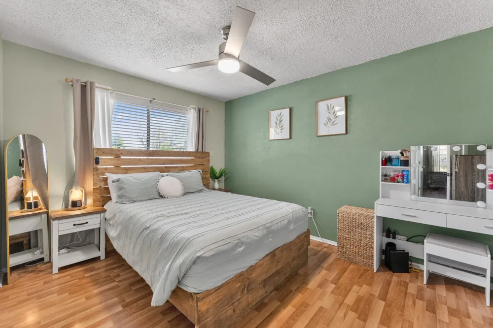 5732 Bonner Drive Haltom City, TX 76148