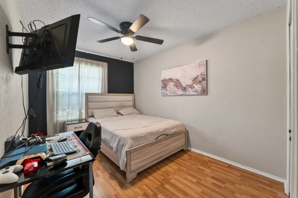 5732 Bonner Drive Haltom City, TX 76148
