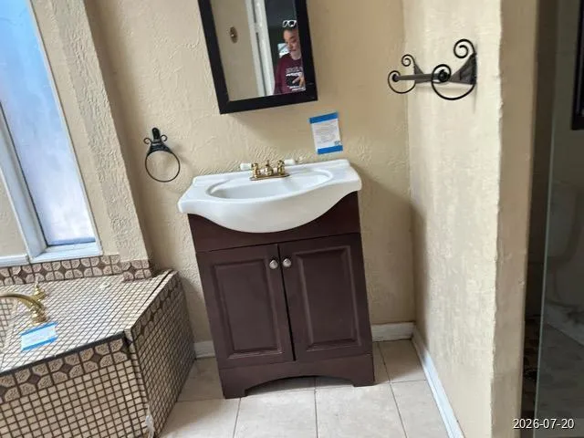 4915 Chedder Drive San Antonio, TX 78229