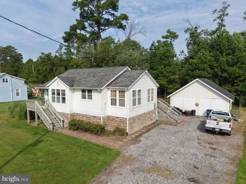 4393 WINDMILL POINT ROAD