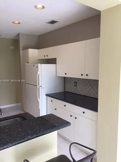 1092 SW 158th Ave Pembroke Pines, FL 33027