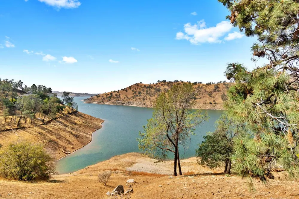 28047 Sky Lake Drive Friant, CA 93626