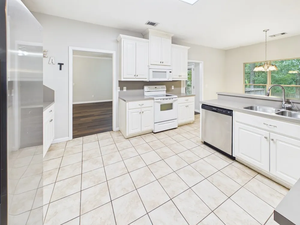 38 Wildwood Plantation Drive Cataula, GA 31804