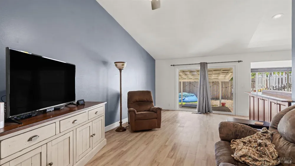 713 Dogwood Circle Fairfield, CA 94533