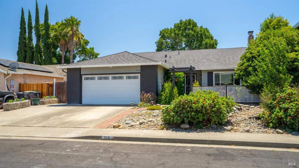713 Dogwood Circle Fairfield, CA 94533