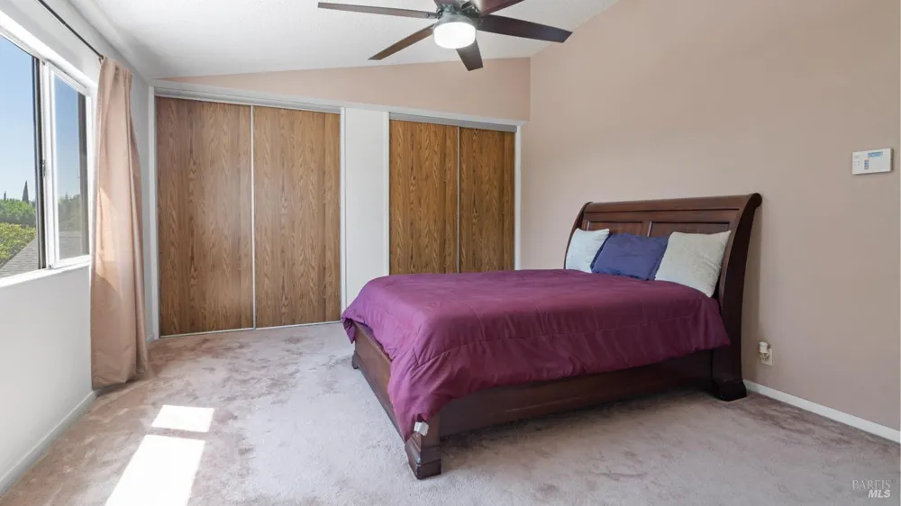 393 Limerick Way Vacaville, CA 95688