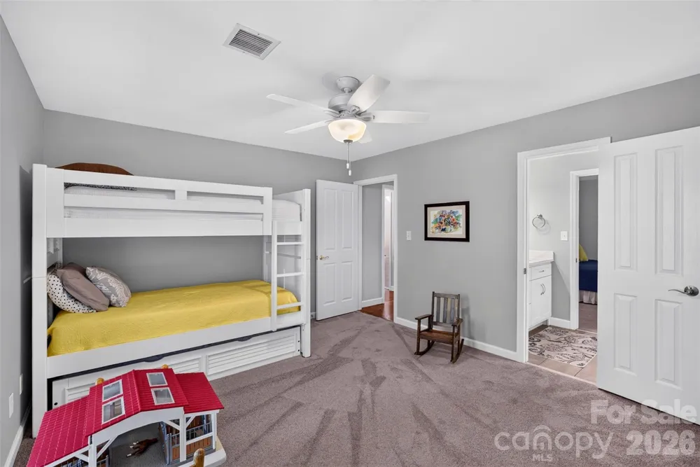 216 Muirfield Drive Spartanburg, SC 29306