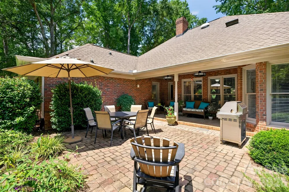 216 Muirfield Drive Spartanburg, SC 29306