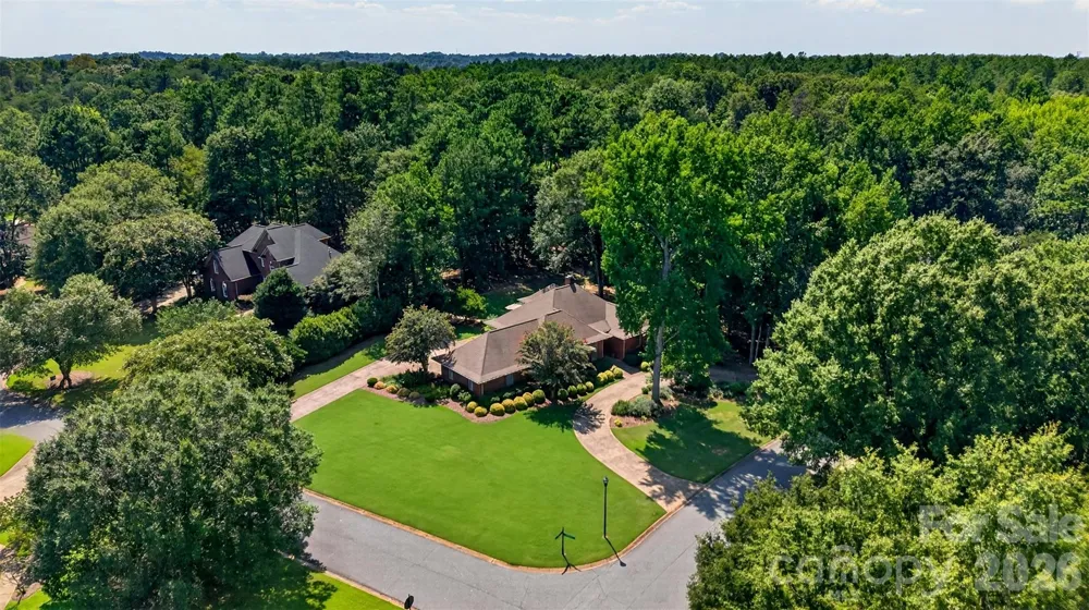 216 Muirfield Drive Spartanburg, SC 29306