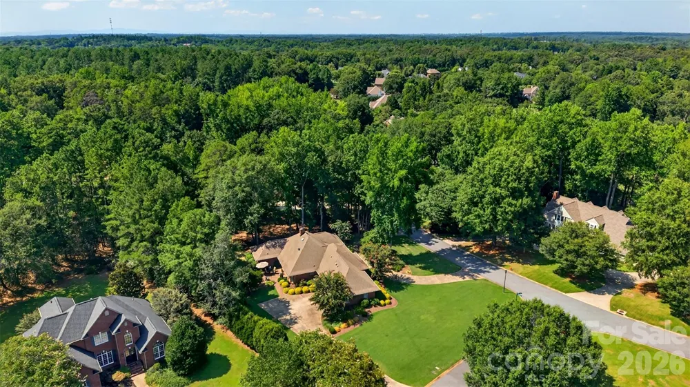 216 Muirfield Drive Spartanburg, SC 29306