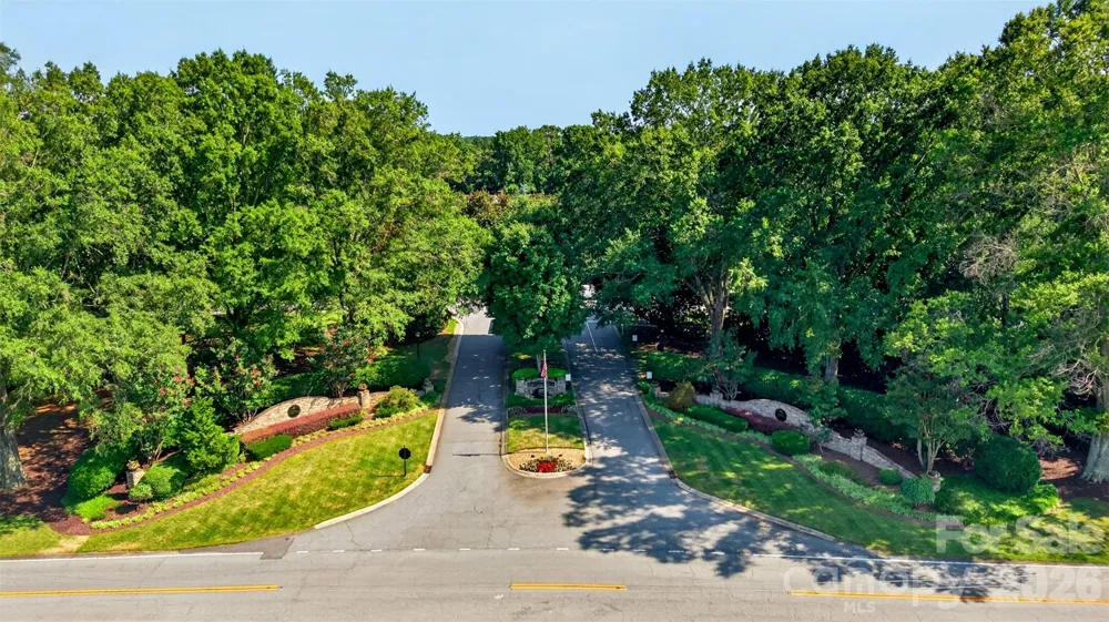 216 Muirfield Drive Spartanburg, SC 29306