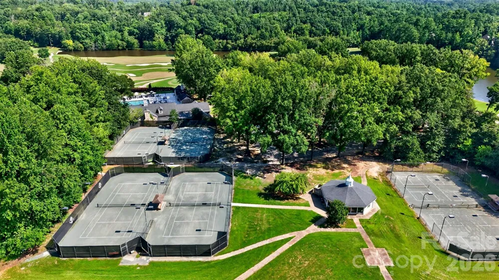 216 Muirfield Drive Spartanburg, SC 29306