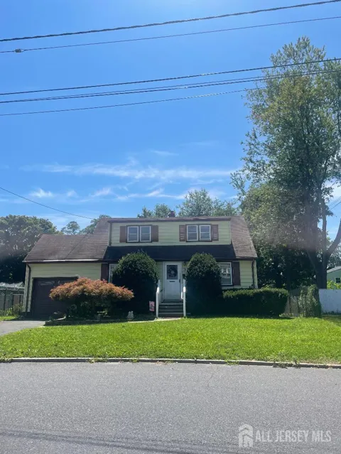 3 Lois Avenue