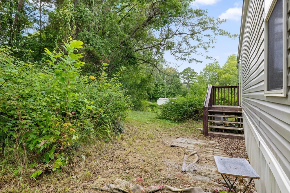 6183 Marie Lane Harrison, TN 37341