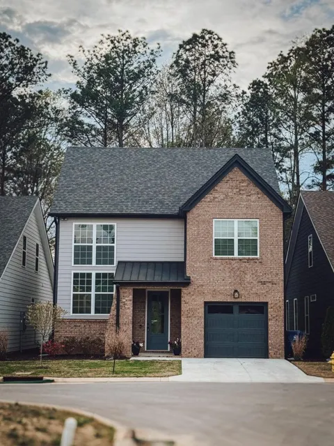 8529 Ari Lane