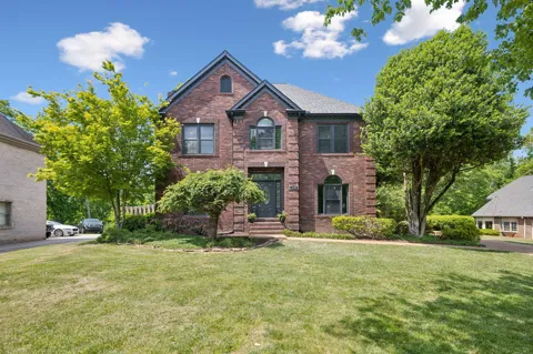 1128 Brentwood Point