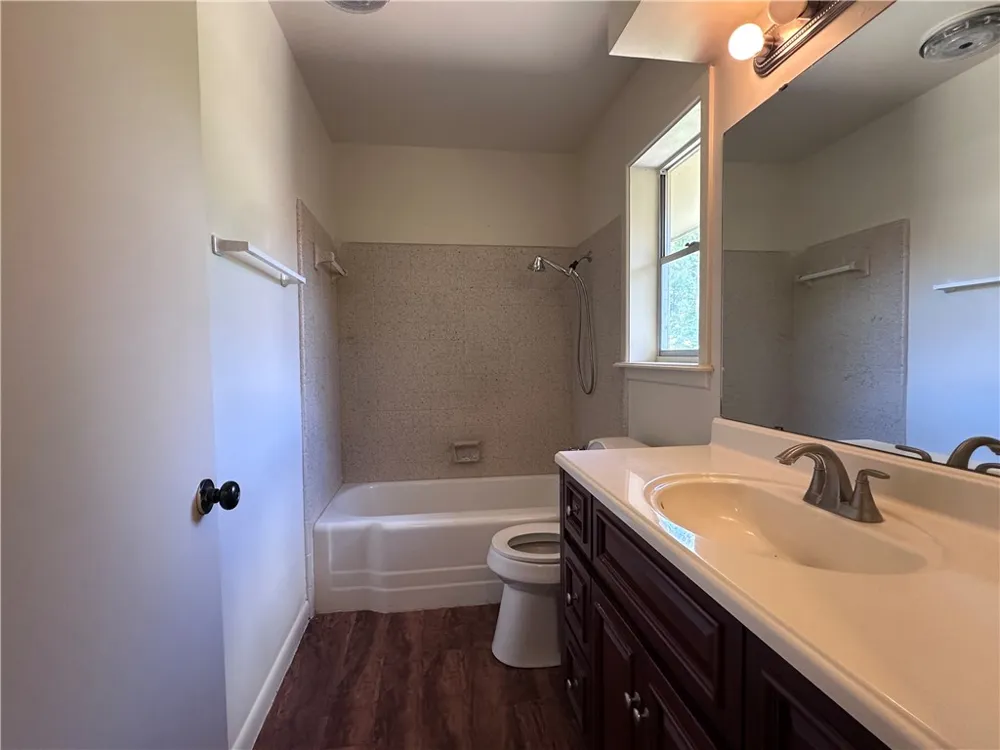 825 Crestview Drive Corpus Christi, TX 78412