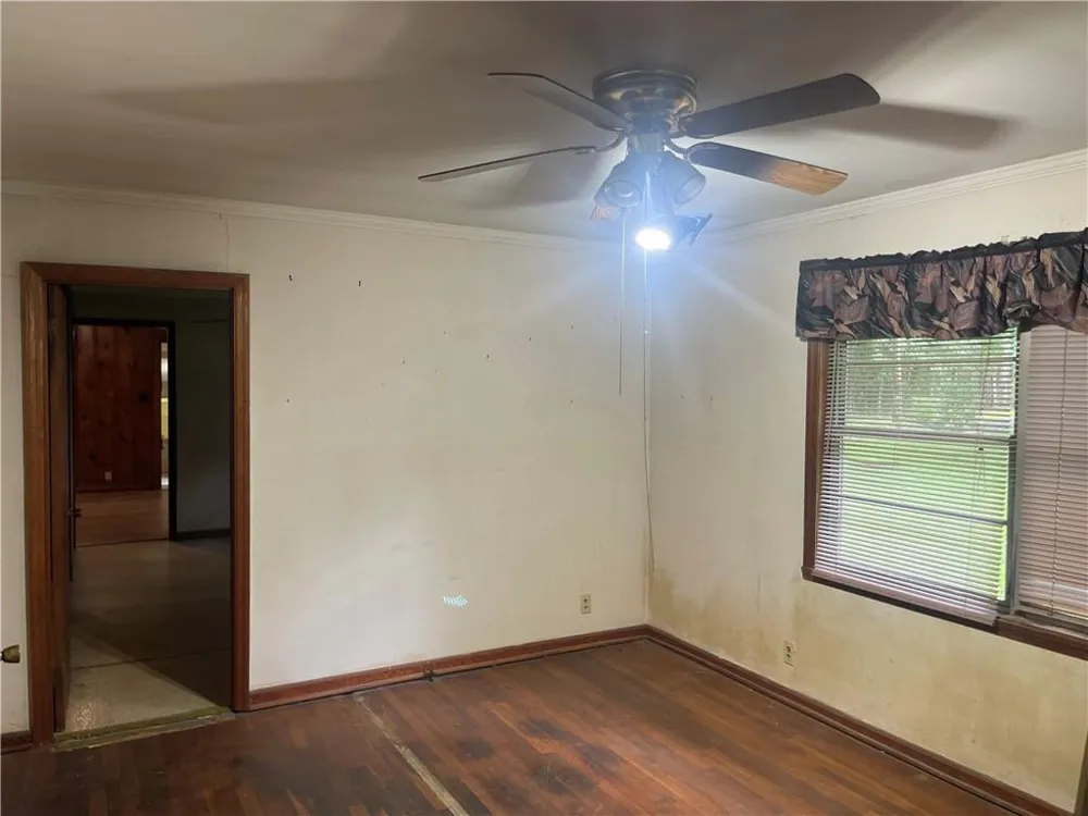 172 Raymond Carson Newnan, GA 30265