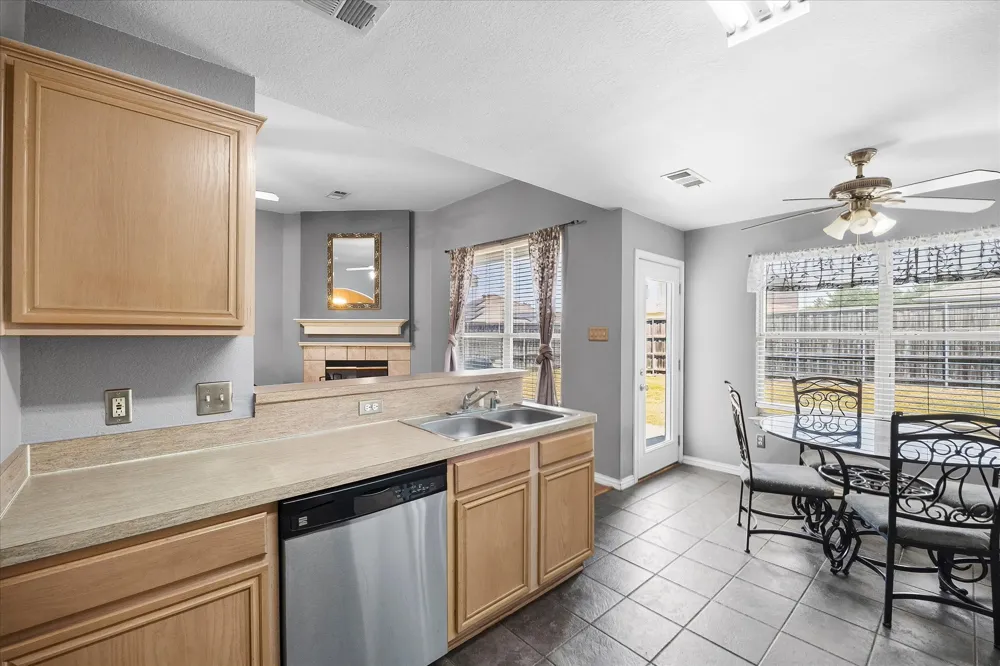 3512 Valley Forge Sachse, TX 75048