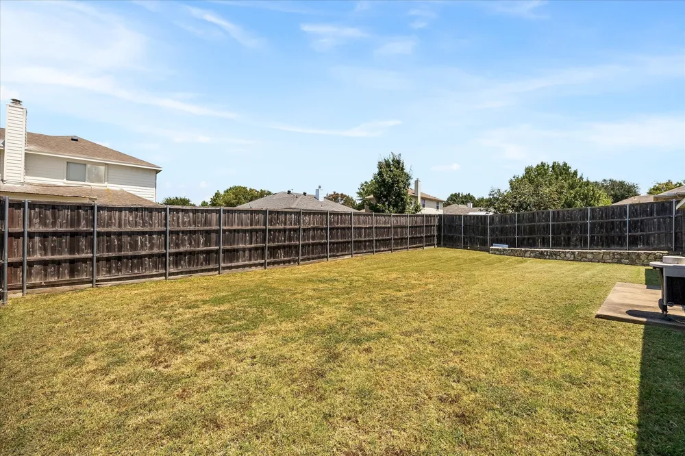 3512 Valley Forge Sachse, TX 75048