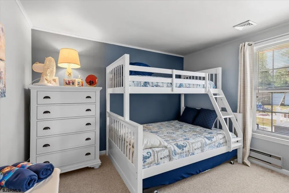 12 Ocean View Dr Ocean View, NJ 08230