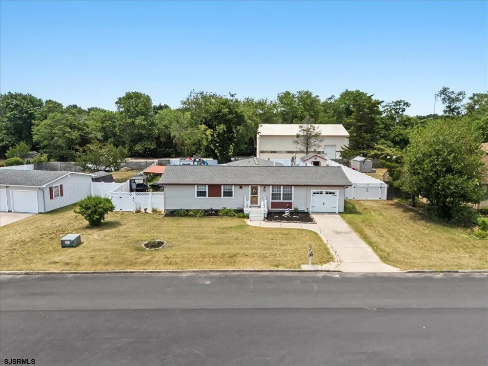 12 Ocean View Dr Ocean View, NJ 08230