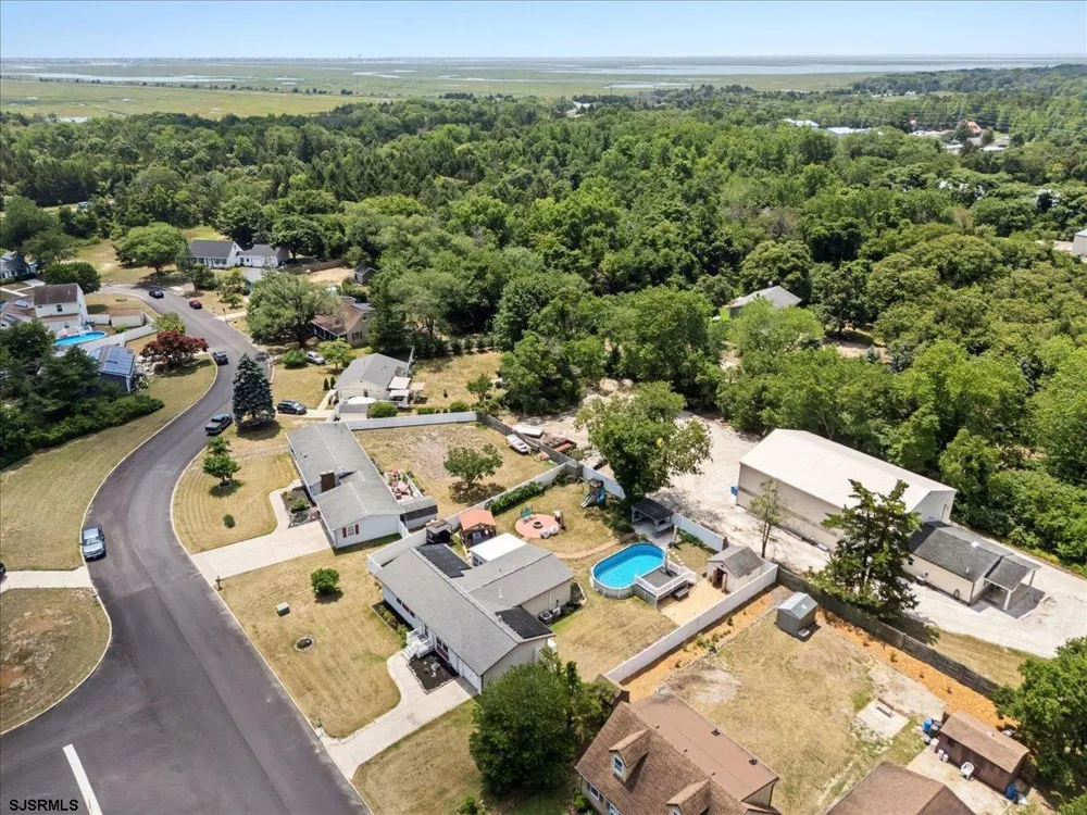 12 Ocean View Dr Ocean View, NJ 08230