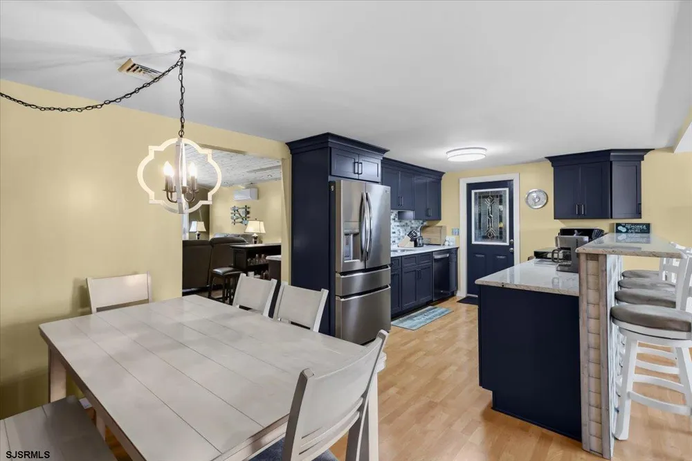 12 Ocean View Dr Ocean View, NJ 08230
