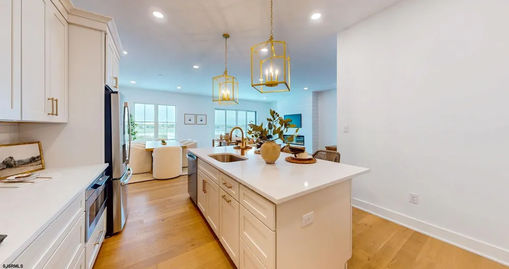 36 Creek View Ln Linwood, NJ 08221