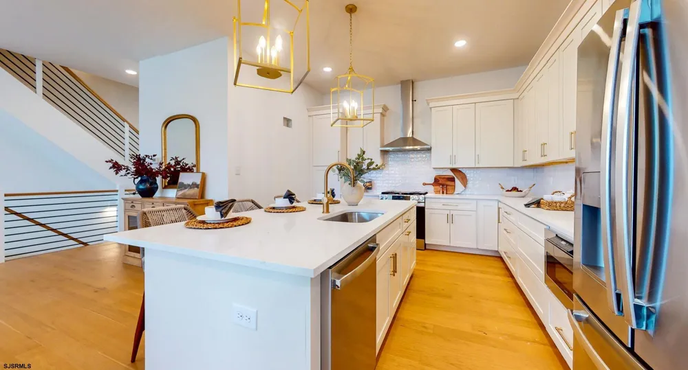 32 Creek View Ln Linwood, NJ 08221