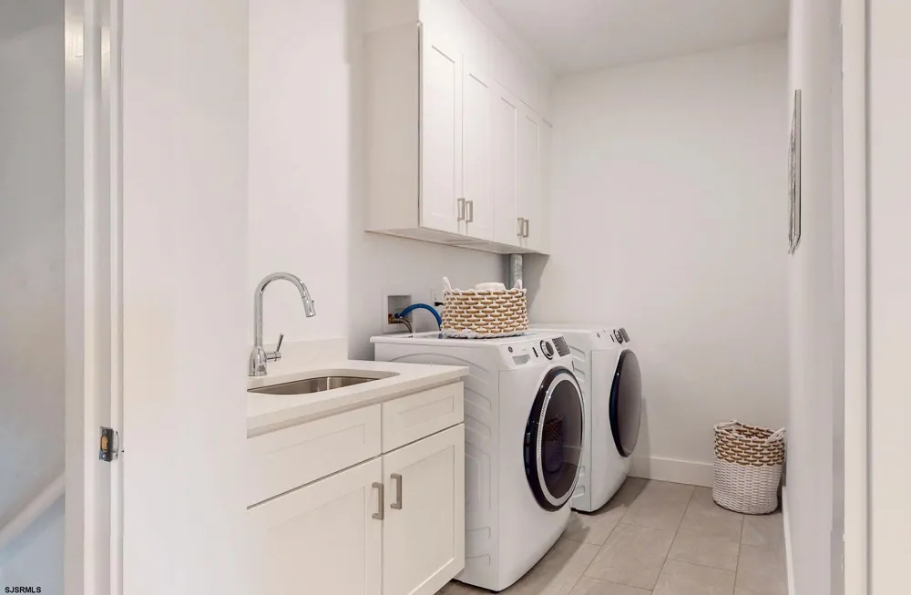 32 Creek View Ln Linwood, NJ 08221