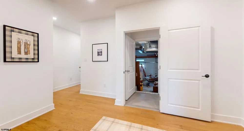 32 Creek View Ln Linwood, NJ 08221