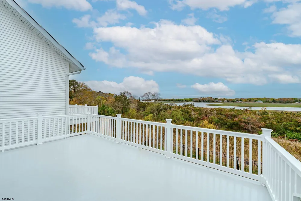 18 Creek View Ln Linwood, NJ 08221