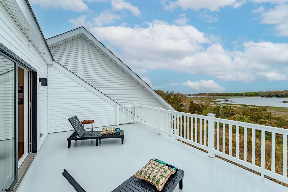 18 Creek View Ln Linwood, NJ 08221