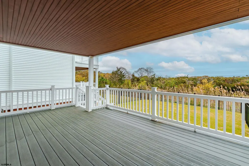 18 Creek View Ln Linwood, NJ 08221