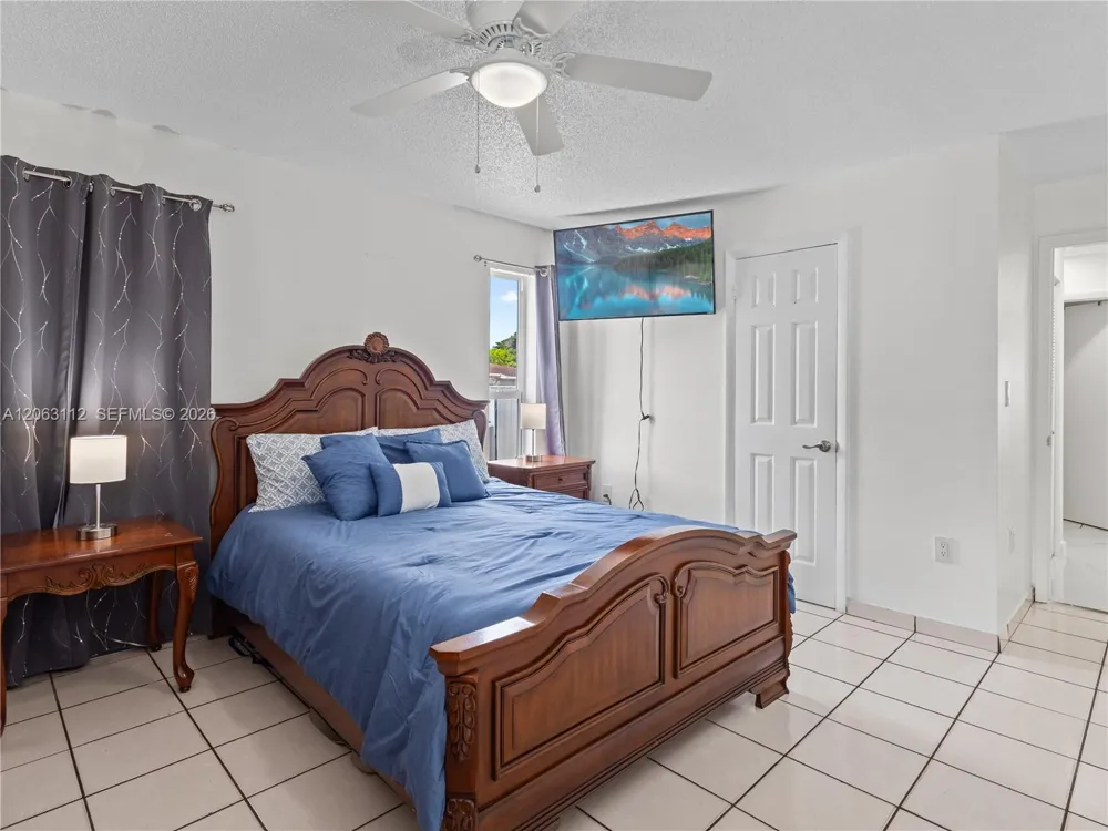 165 SW 113th Ct Sweetwater, FL 33174