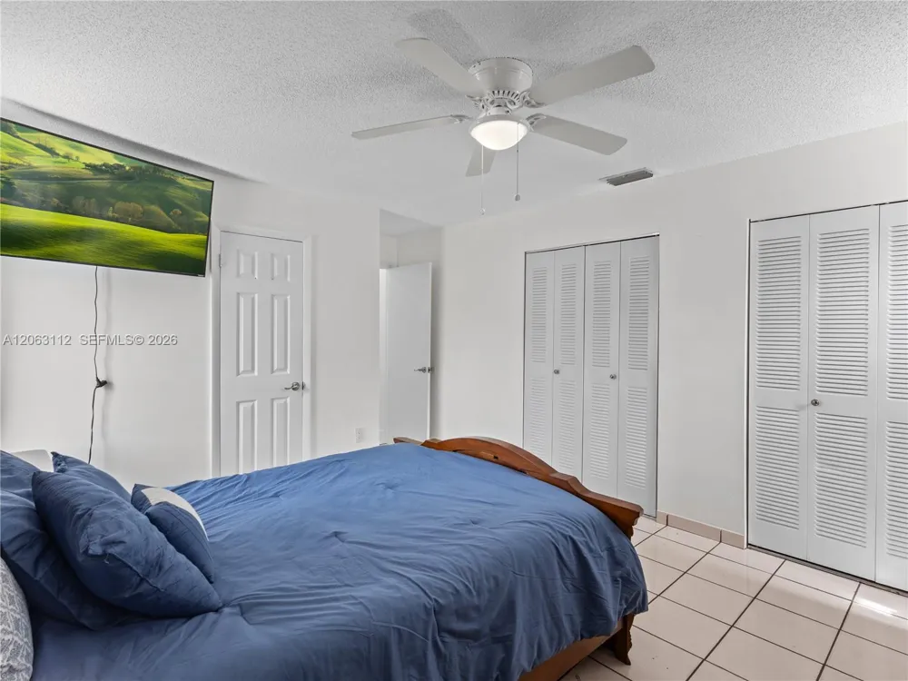 165 SW 113th Ct Sweetwater, FL 33174
