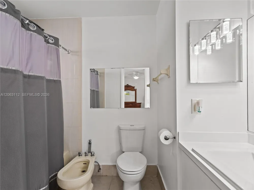 165 SW 113th Ct Sweetwater, FL 33174